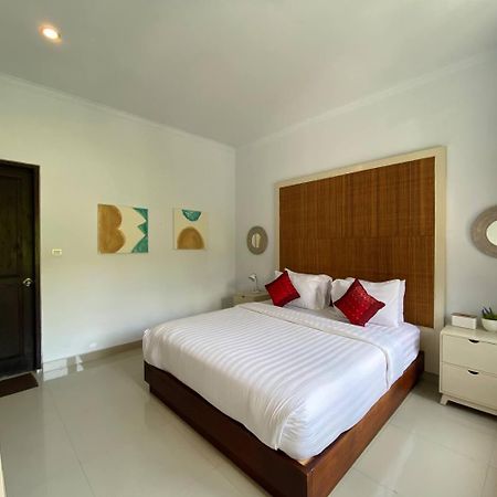 Villa Mayu Dedaries Семиняк Екстериор снимка