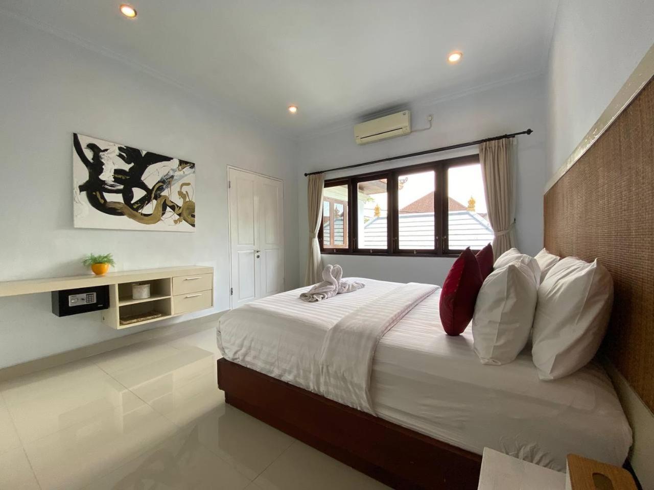 Villa Mayu Dedaries Семиняк Екстериор снимка