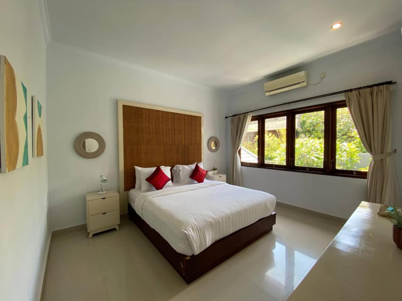 Villa Mayu Dedaries Семиняк Екстериор снимка