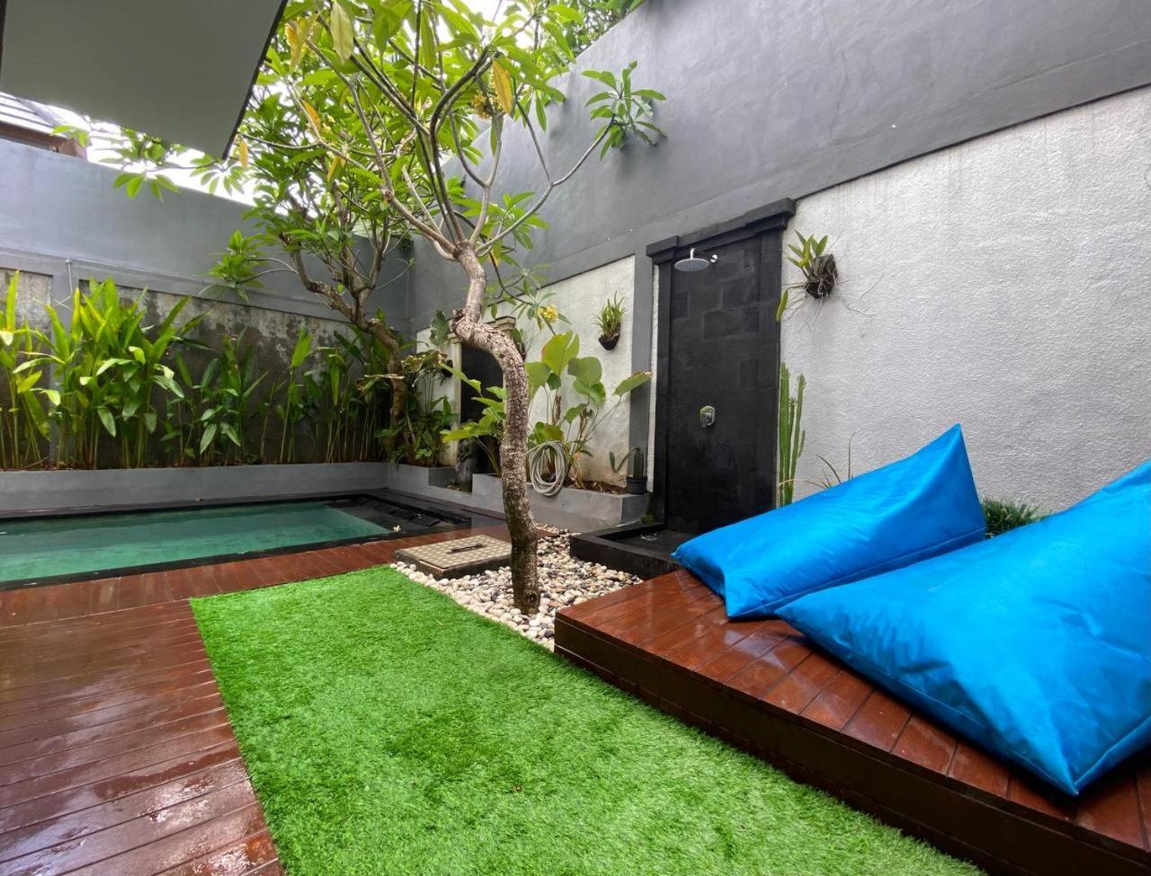 Villa Mayu Dedaries Семиняк Екстериор снимка