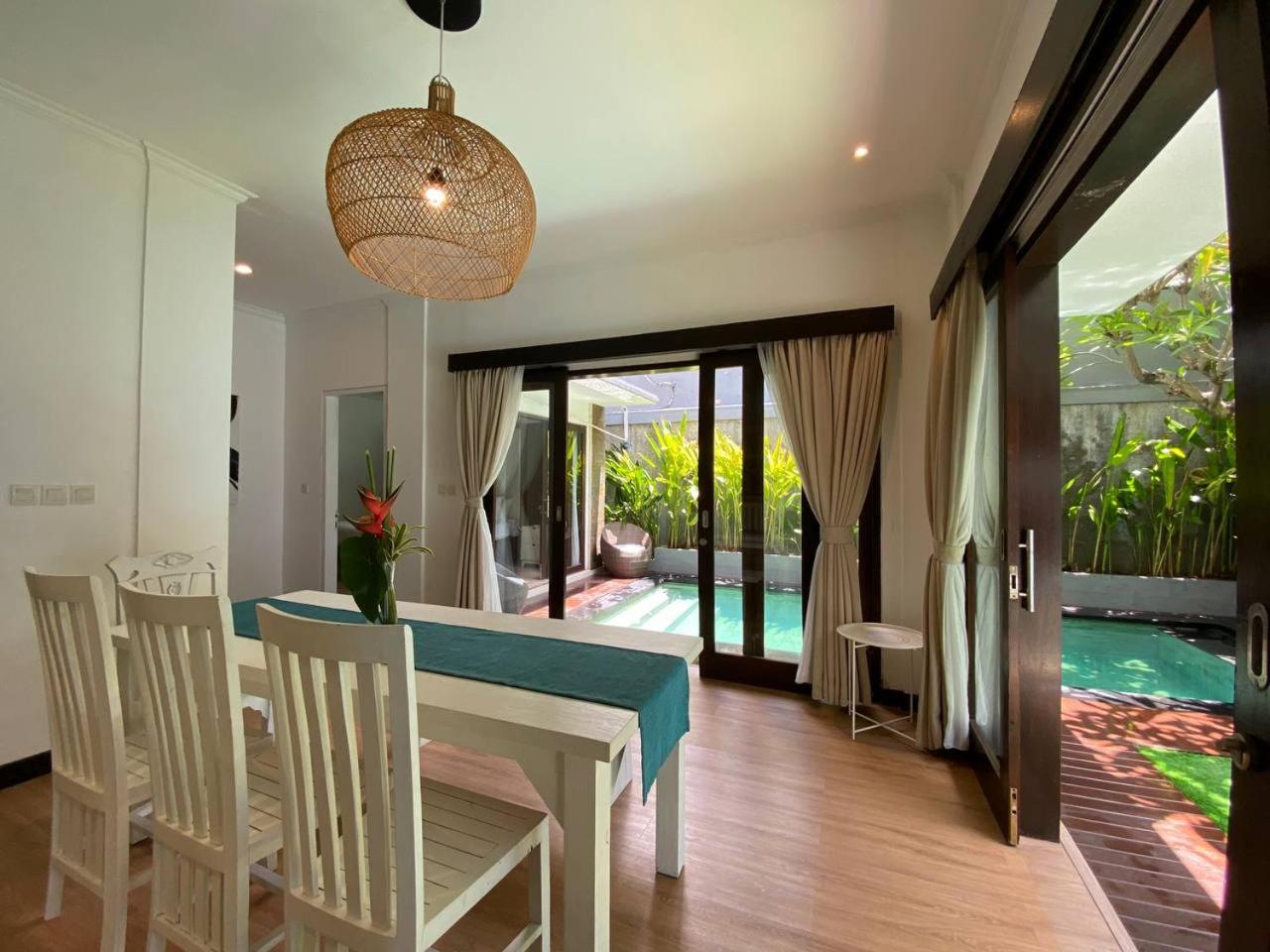 Villa Mayu Dedaries Семиняк Екстериор снимка