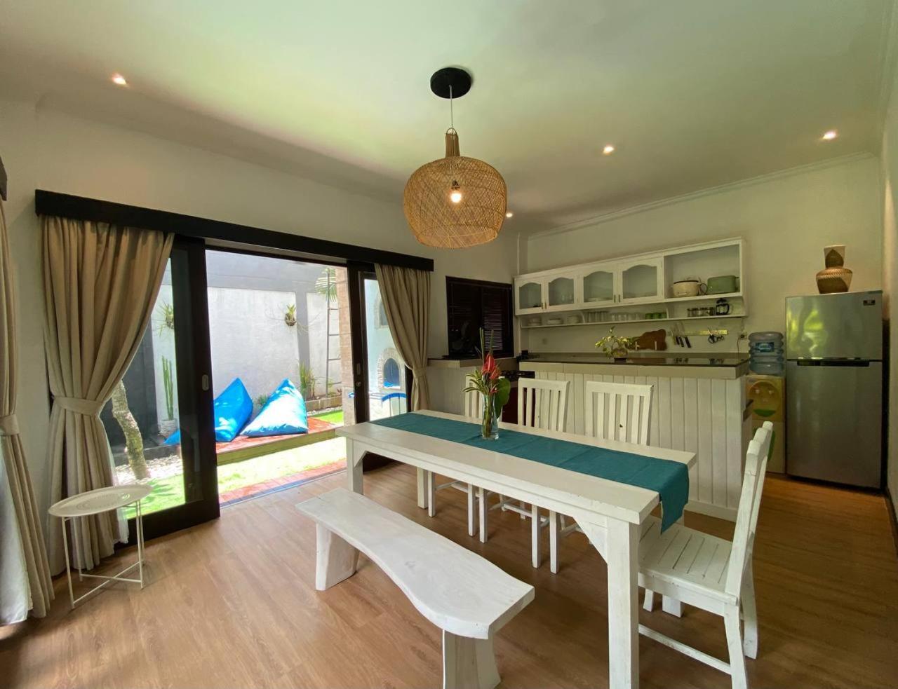 Villa Mayu Dedaries Семиняк Екстериор снимка