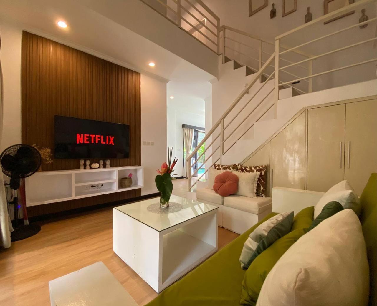 Villa Mayu Dedaries Семиняк Екстериор снимка